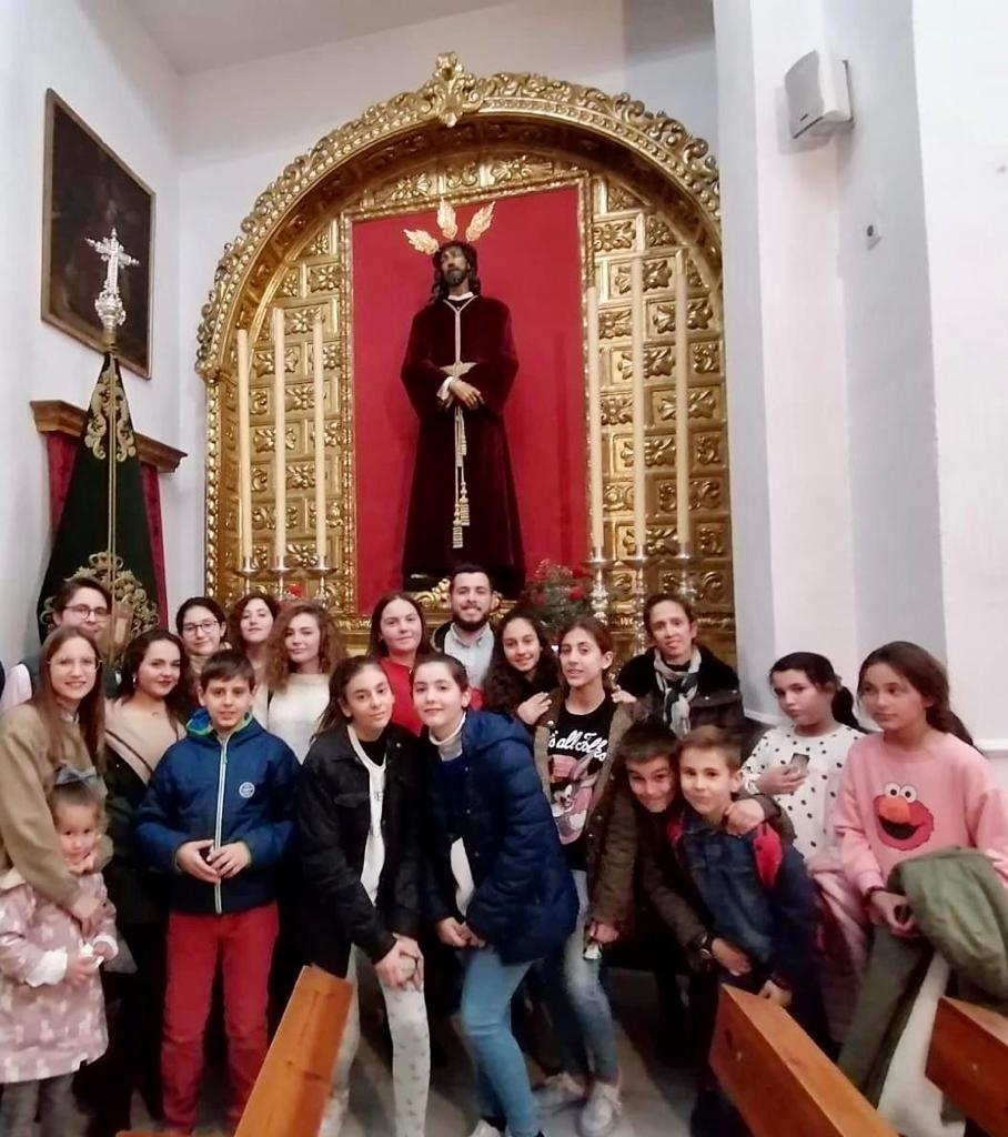 Visita del Grupo Joven e Infantil a la Hermandad de la Yedra (2)