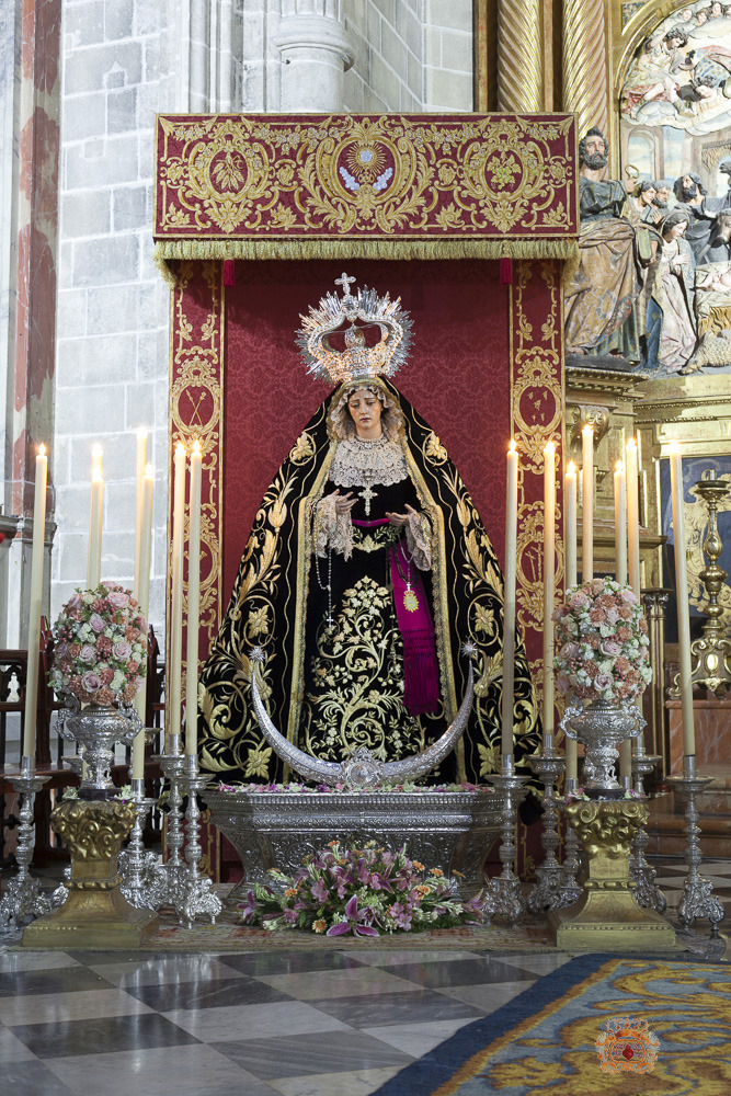 Asistencia al X Aniversario de la Bendición de Angustia de María Madre de la Iglesia (2)