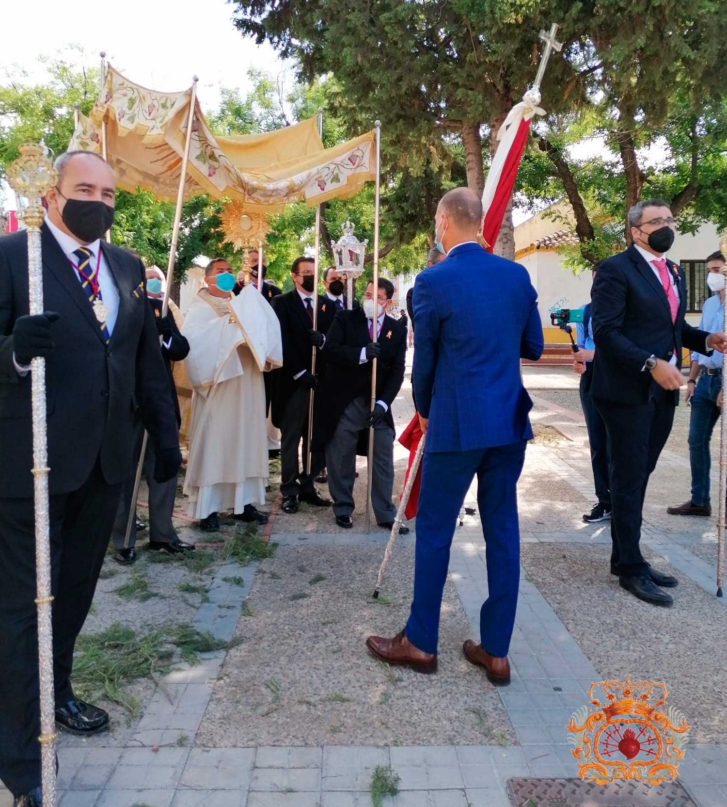 Asistencia-a-la-Procesión-Eucarística-de-la-Hermandad-de-la-Candelaria-2021-3