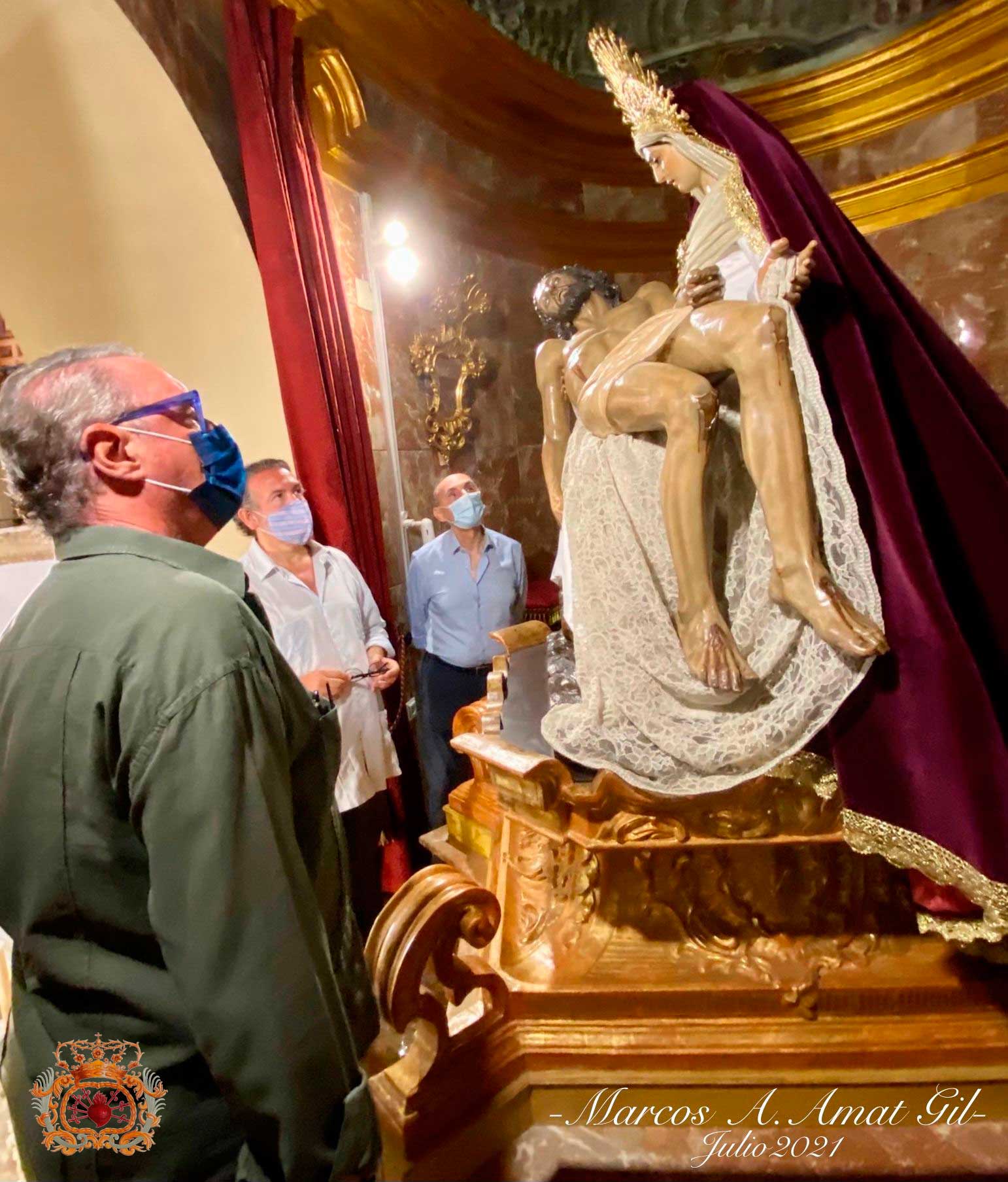Visita del periodista D. Carlos Herrera a nuestra Capilla (3)