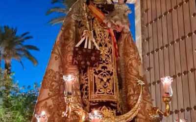 Fotografías de la Visita de Nuestra Señora del Carmen Coronada a nuestra Hermandad