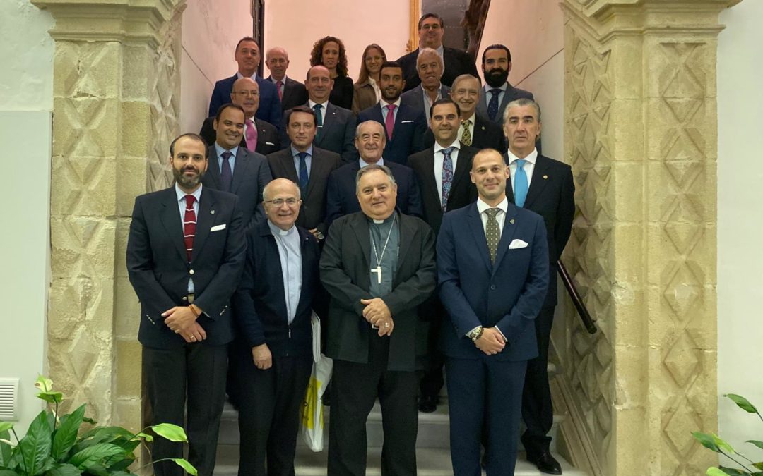 Recepción del Reverendísimo Sr. Obispo a la Junta de Gobierno