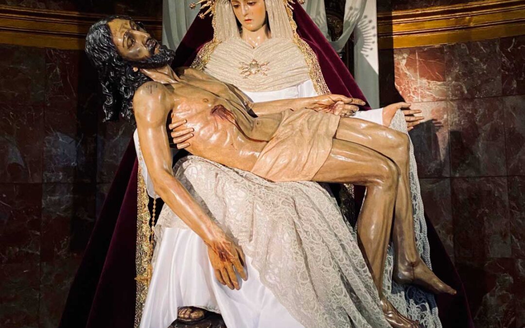 Nuestra Señora de las Angustias para la Pascua de Resurrección