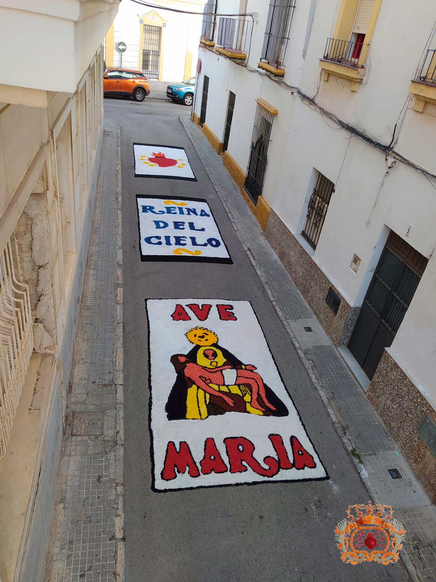 montaje de alfombras de sal para el Rosario de la Aurora de Nuestra Señora 2021 (1)