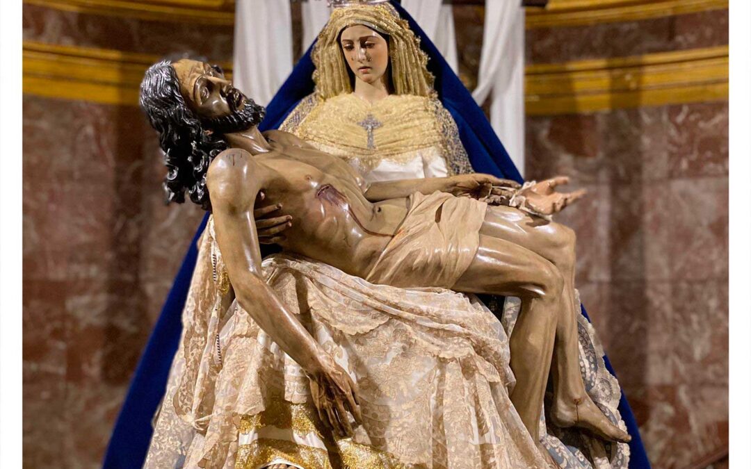 Cambio de Vestimenta de Nuestra Señora de las Angustias para la llegada del Adviento del 2021