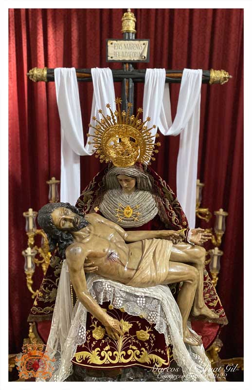 Nuestra-Señora-para-los-traslados-del-IX-Congreso-Naciona-(4)