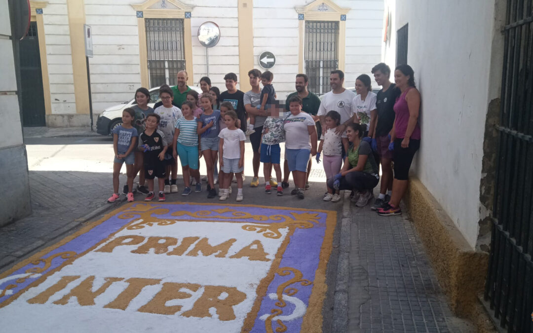 Fotografías del montaje de alfombras de sal para el Rosario de la Aurora de Nuestra Señora 2024