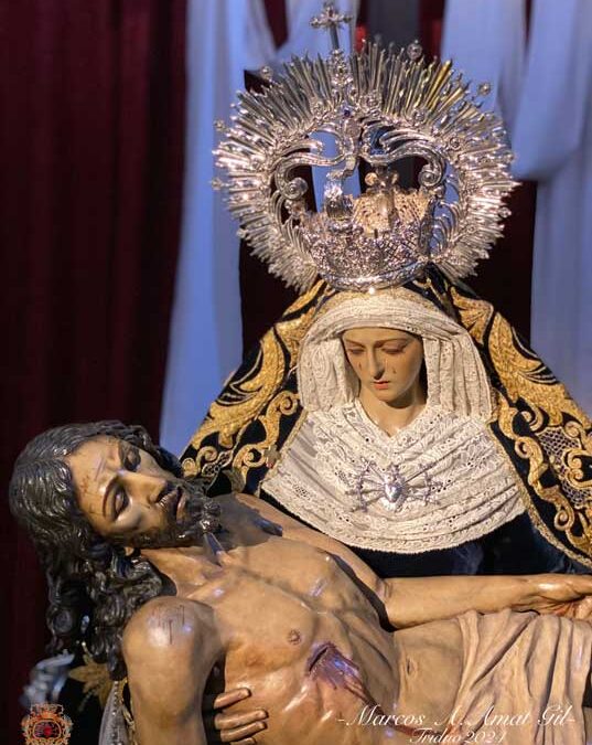Nuestra Señora vestida para el Solemne Triduo en honor a la Festividad de los Dolores de la Santísima Virgen María del 2024