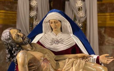 Cambio de vestimenta de Nuestra Señora de las Angustias para la Cuaresma del 2025